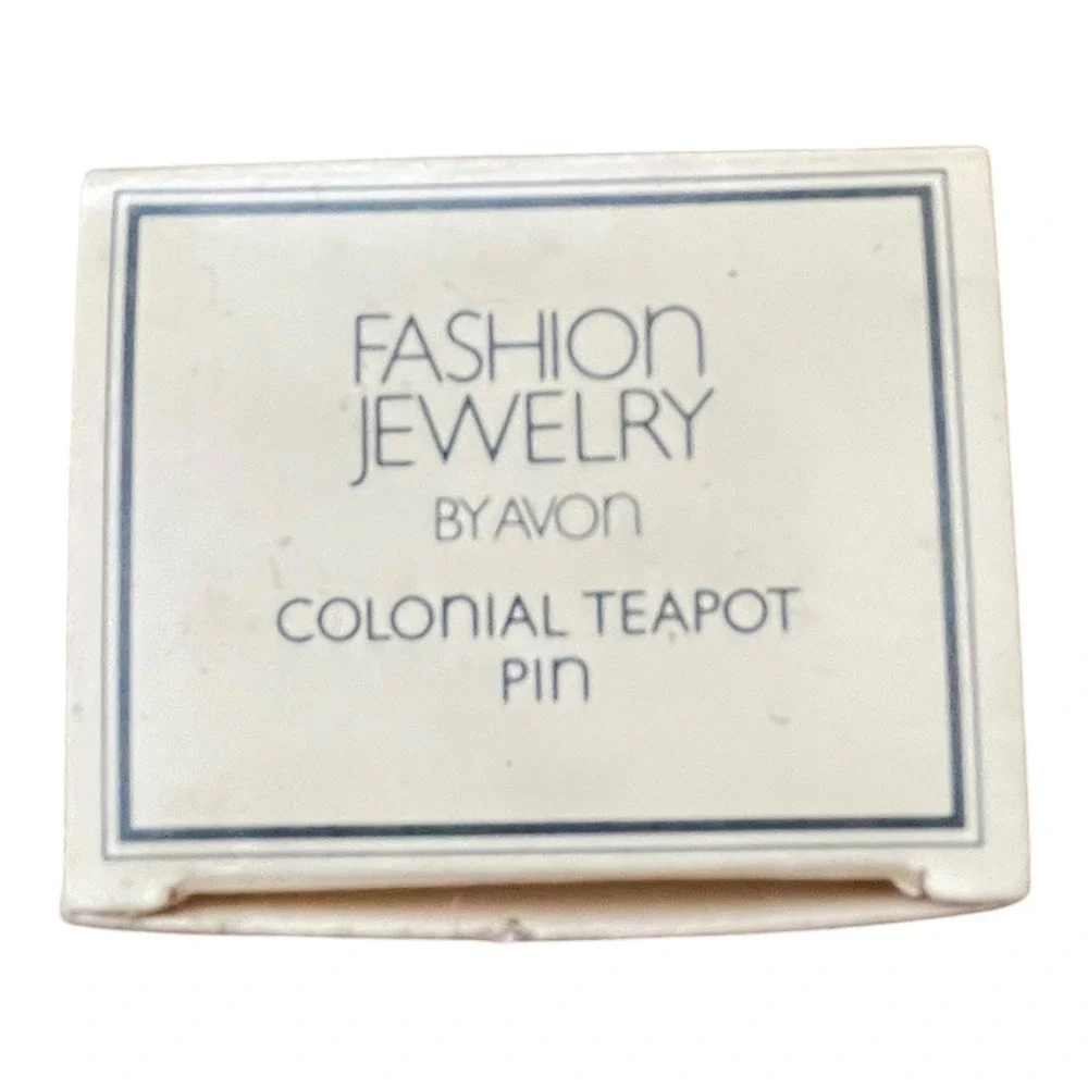 Avon Colonial Teapot Pin Brooch Tie Tac Chain Silver Tone Fashion Jewelry w/ Box